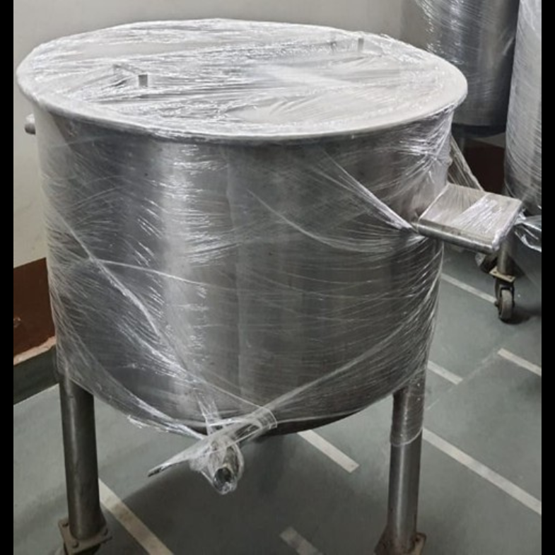 S.S Heating Tank 750 Ltrs